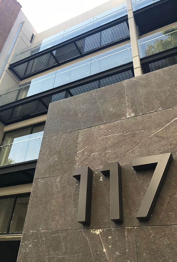 Flat. La Martine 117